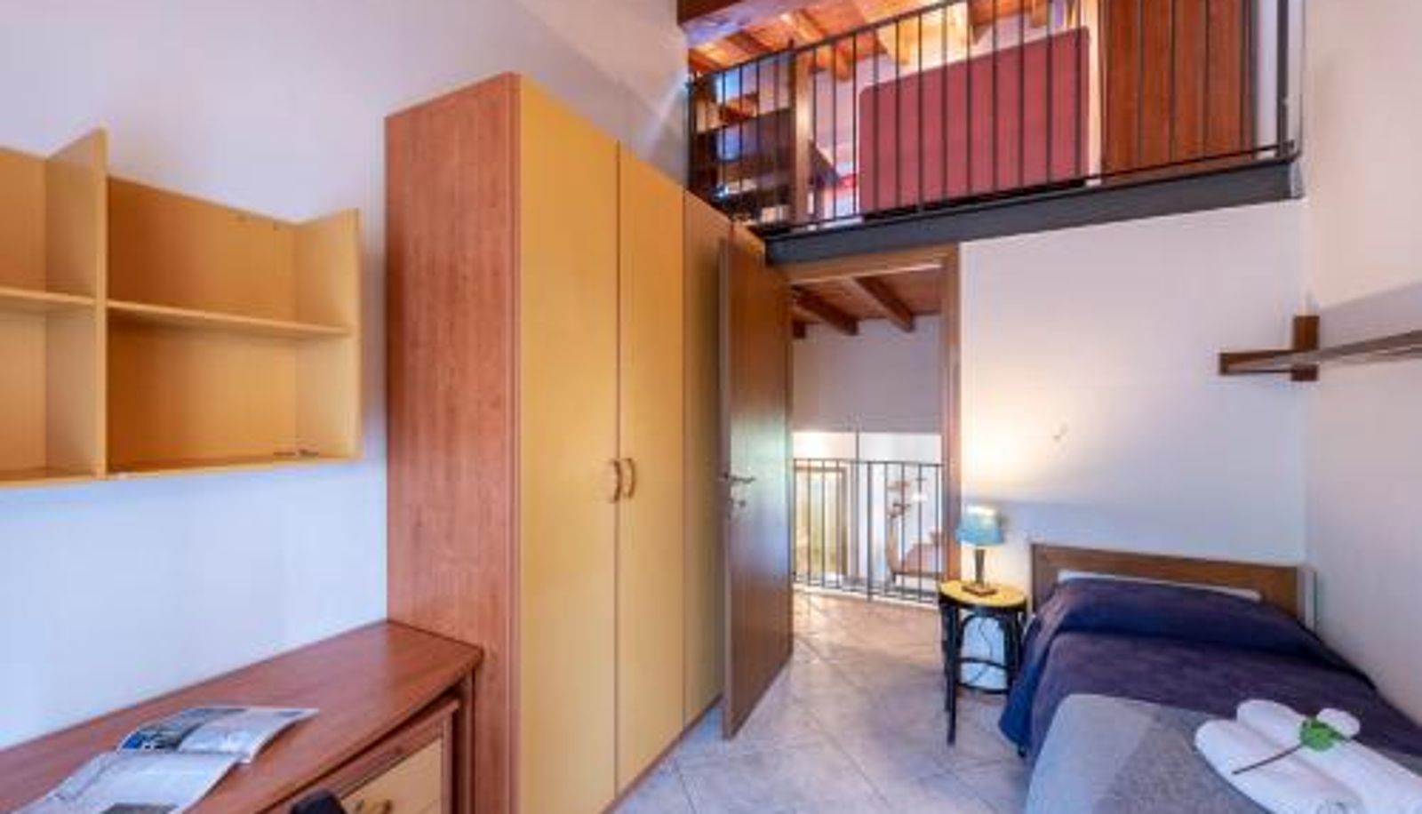 Chambre - Marcy 3 floors House - 2km Lake - Happy Rentals