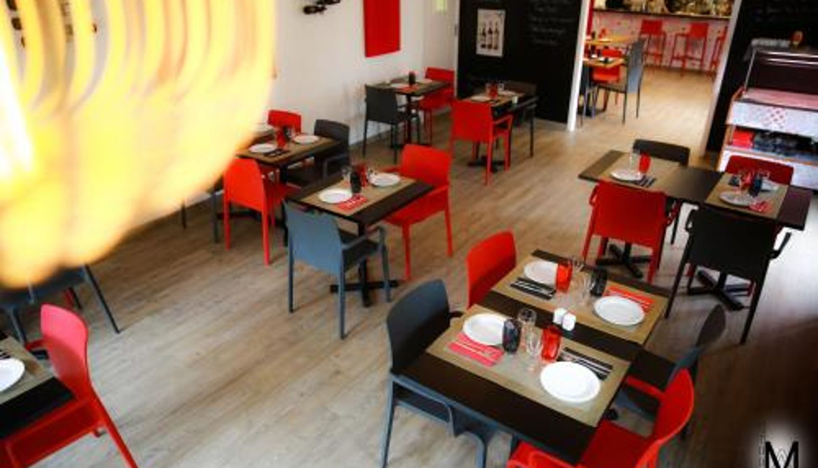 Sala śniadaniowa w restauracji - Au Coeur Des Landes