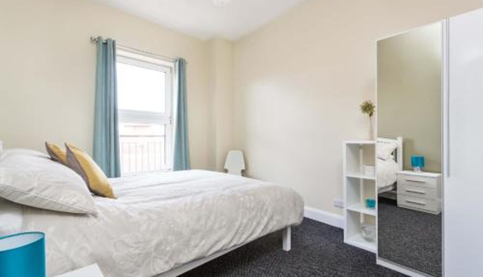 Camera - Walled City Apartments