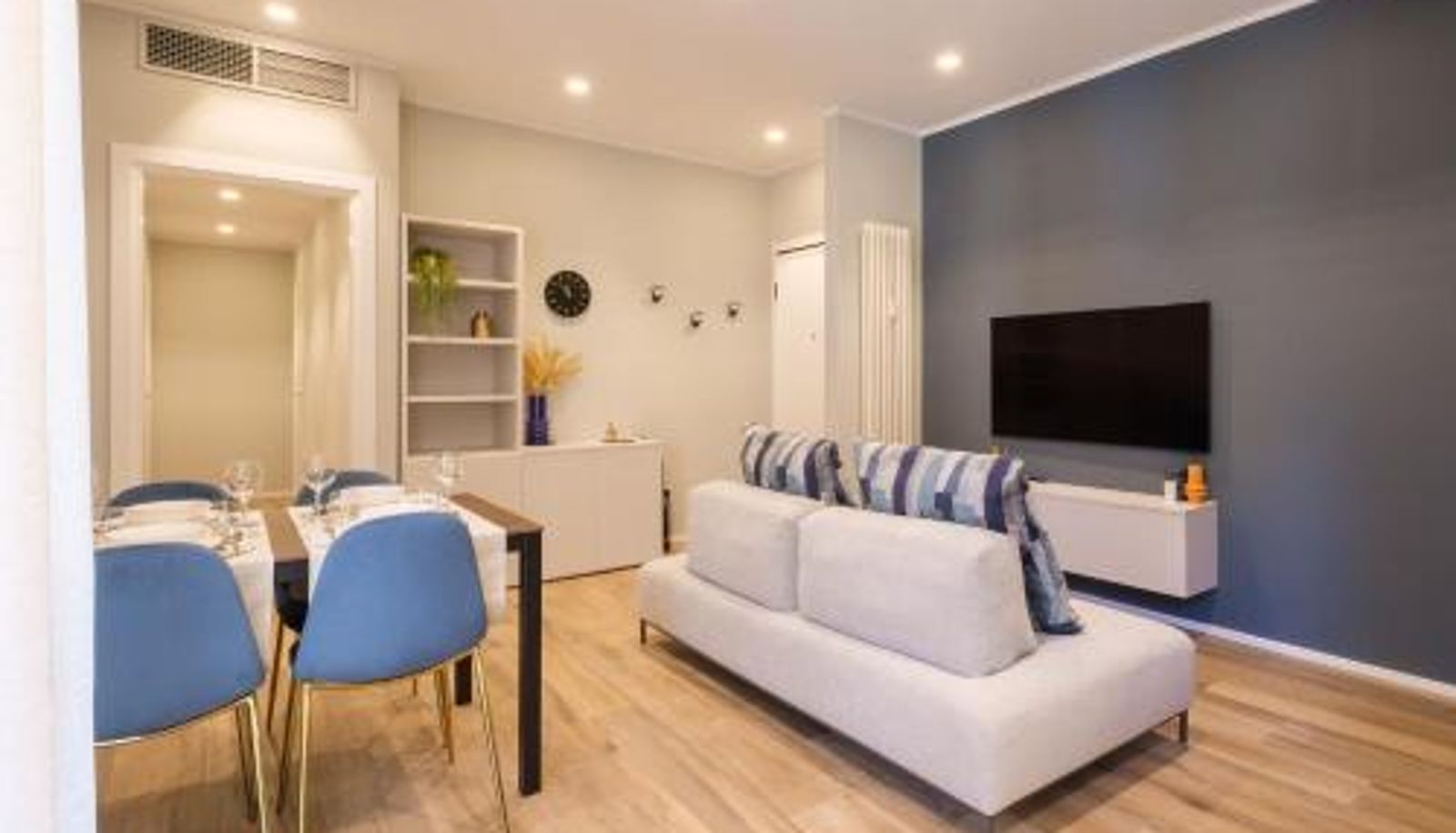 Standardzimmer - Blue Suite by Studio Vita