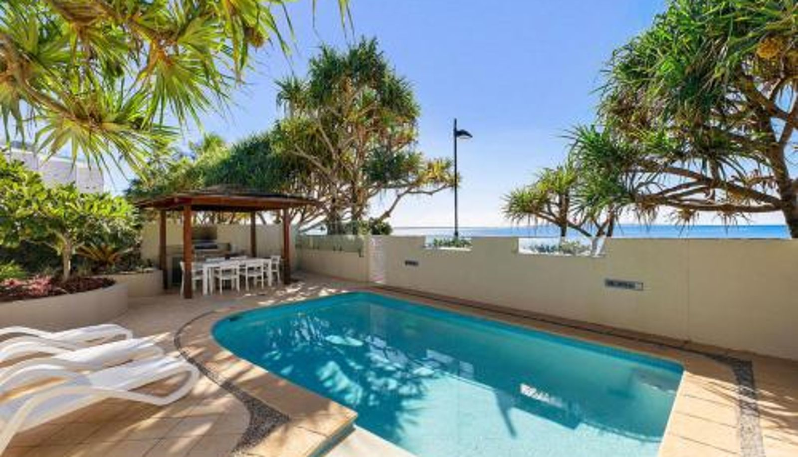 Appartement - Portofino 1 - Beachfront Apartment Noosa Heads