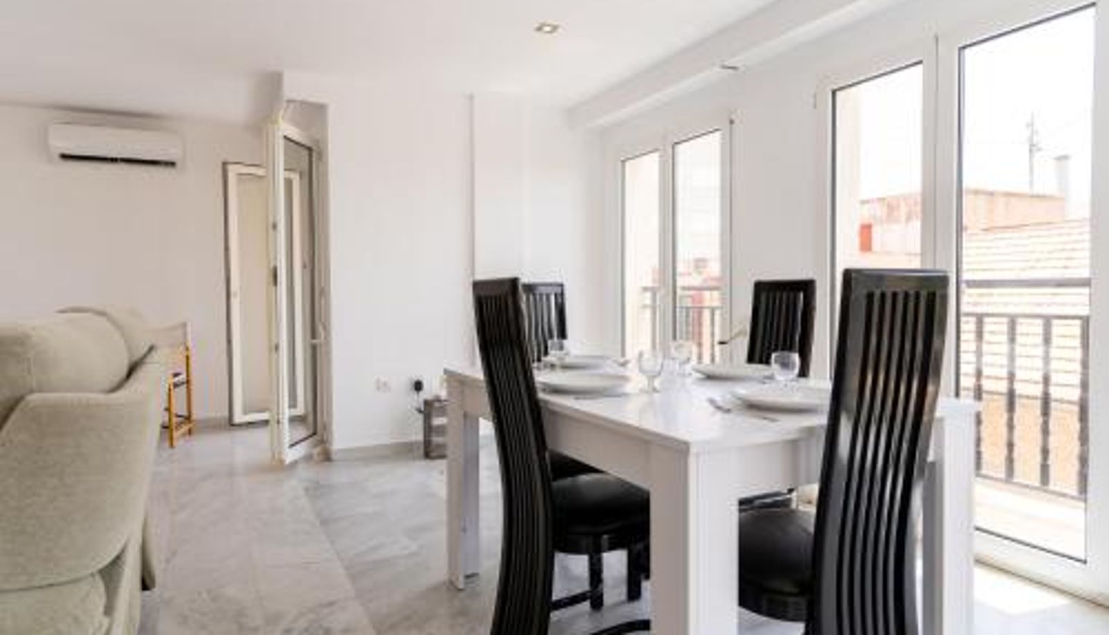 Standardzimmer - rentafive - Centro - A/A - 1min playa