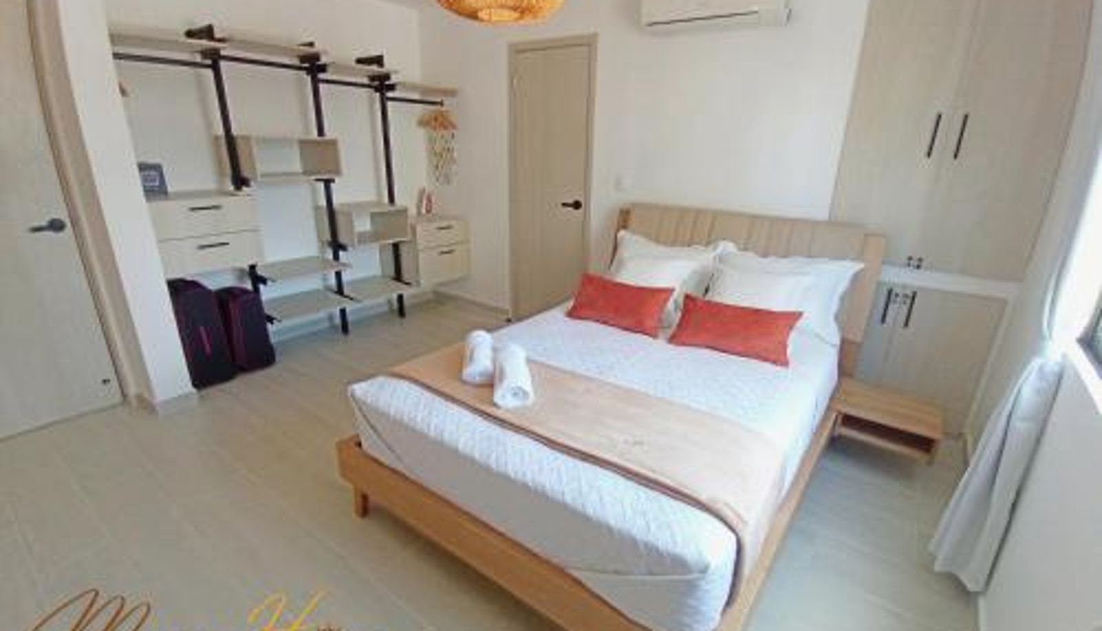 Apartment - 2BR Oceanfront Apartment - Direct Beach Access - Modern and Spacious - 6th Floor