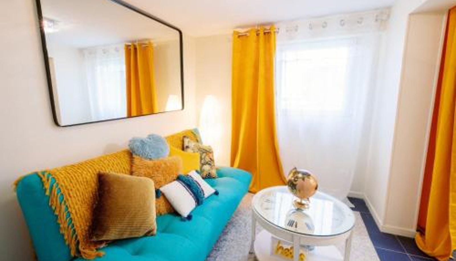 Appartement - proche de Bâle et de l'aéroport Sunny Suite by Leslodgespa - Studio moderne et coloré