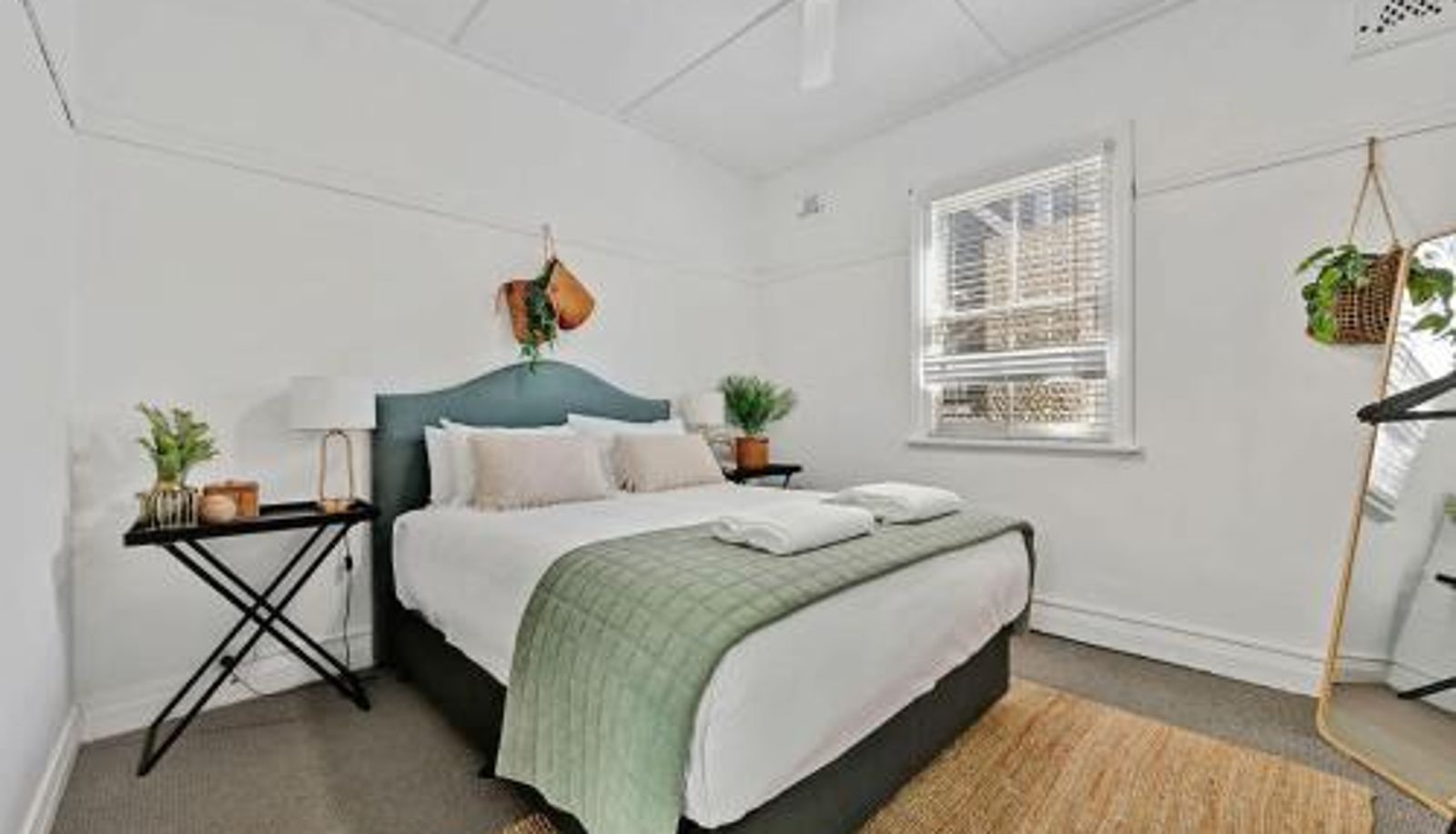 Apartment - Eclectic Retreat for 2 Dejorja Studio - CBD