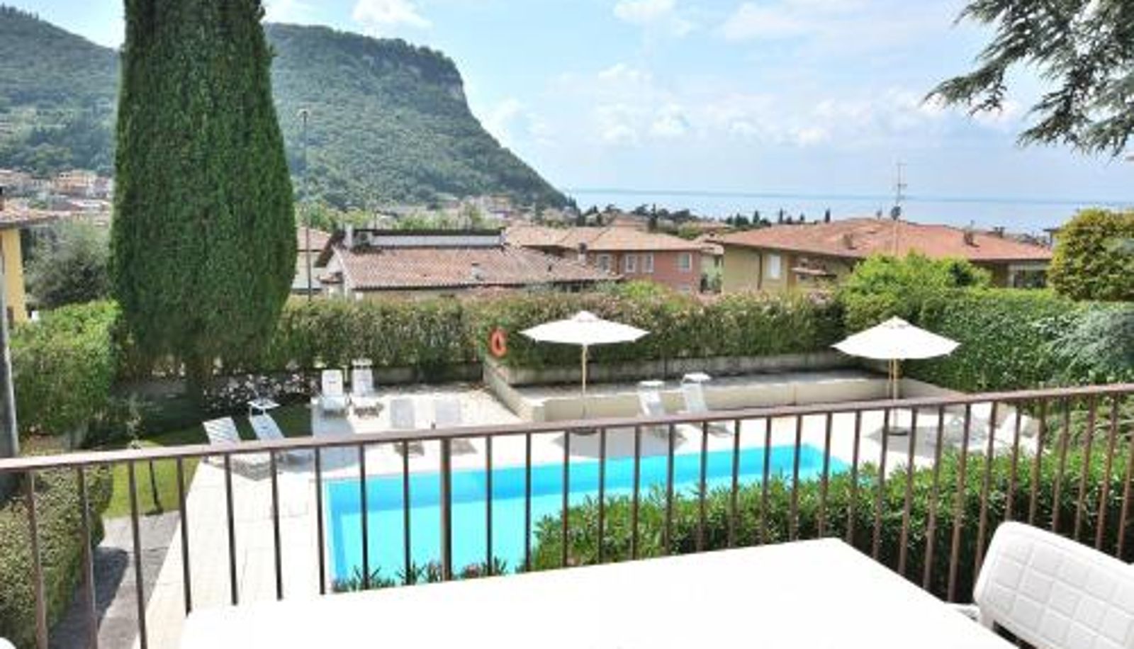 Terraza - Apartment Montebaldo With Pool
