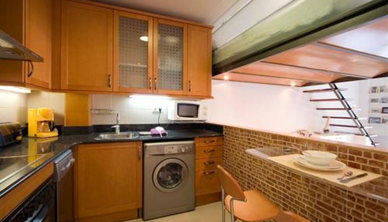 Camera standard - Reina Amalia Apartment