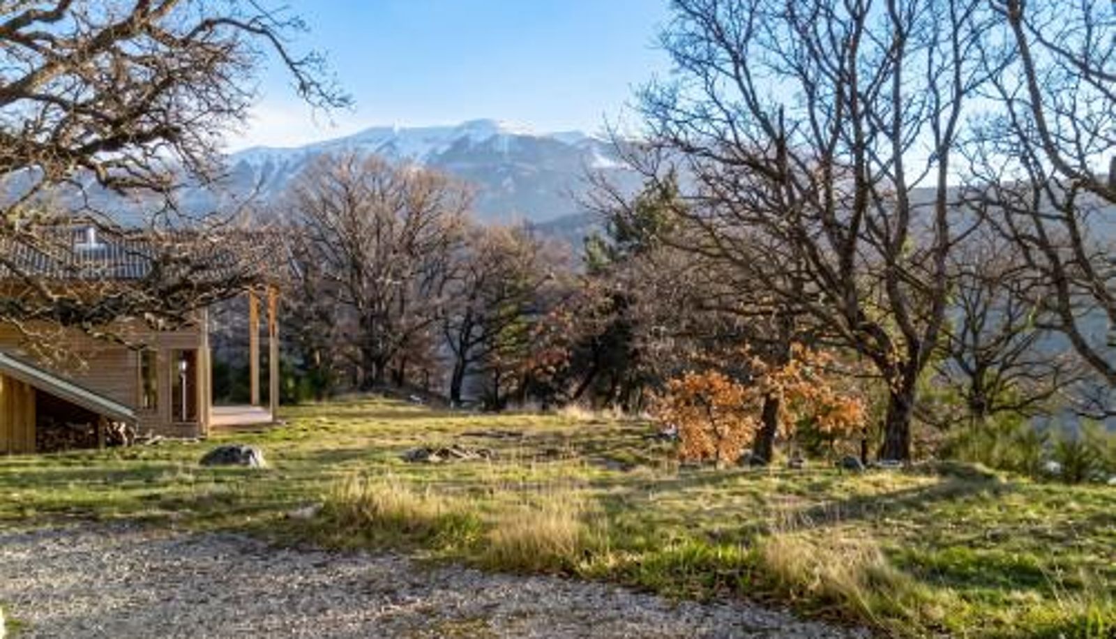 Informacje - Charmant appartement Eygaliers 60m² avec vue lac et montagne