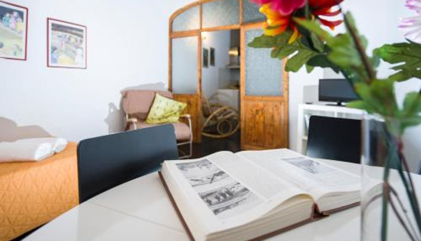 Apartment - GuestHost - San Lorenzo Charm - Florence Nook