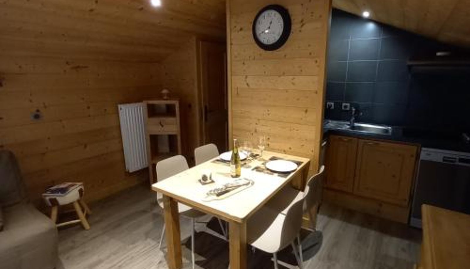 Info - Appartement cosy 4 pers avec animaux admis et parking privé - FR-1-467-113