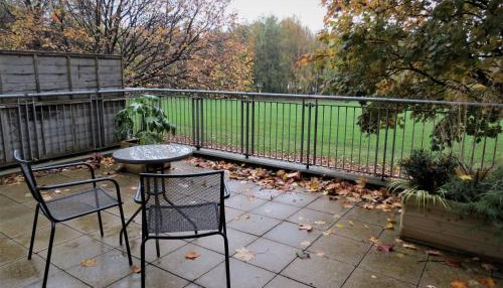 Info - The Lochend Residence