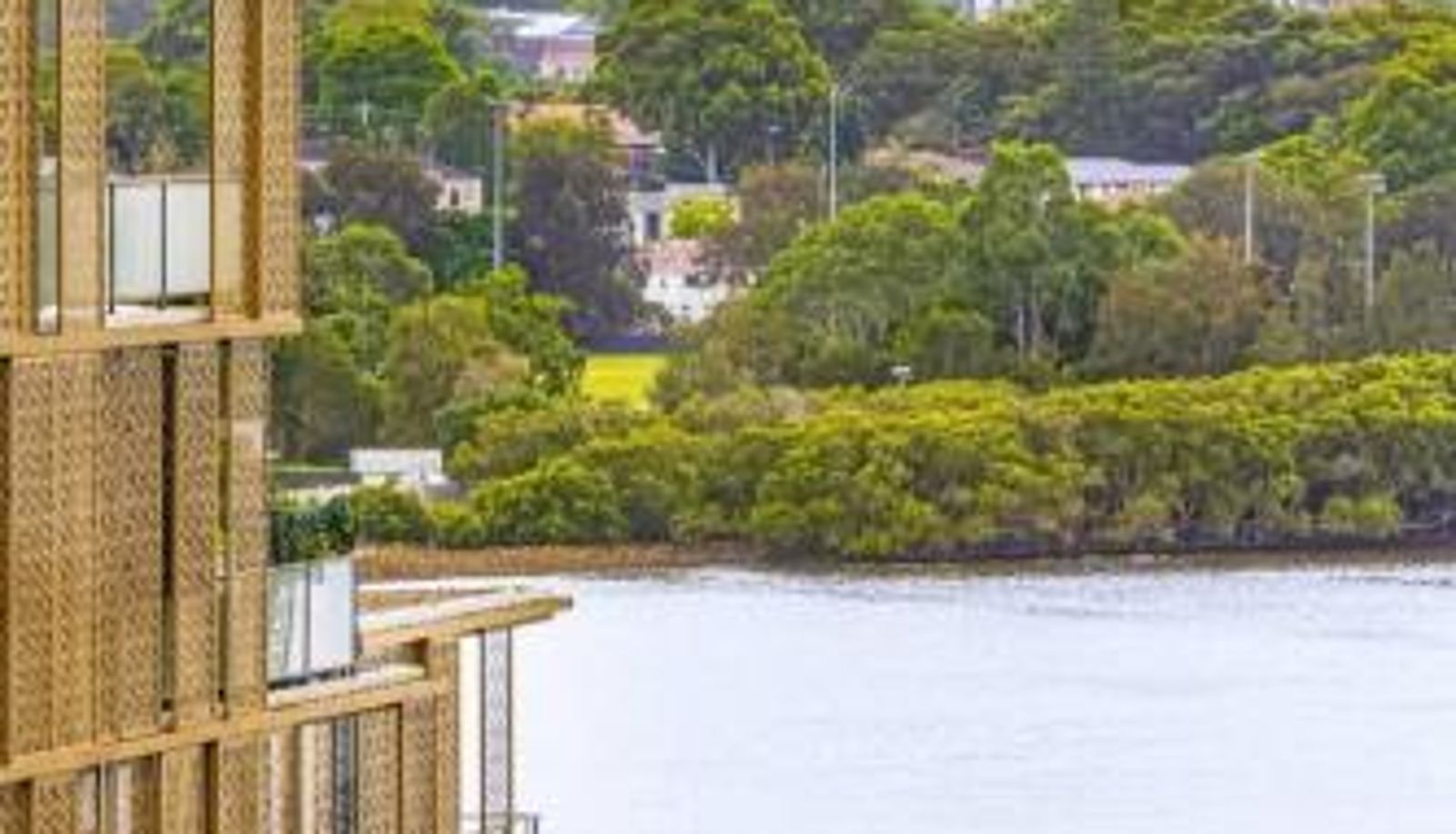 Info - Charming & Peaceful - 2BR APT in Wentworth Point