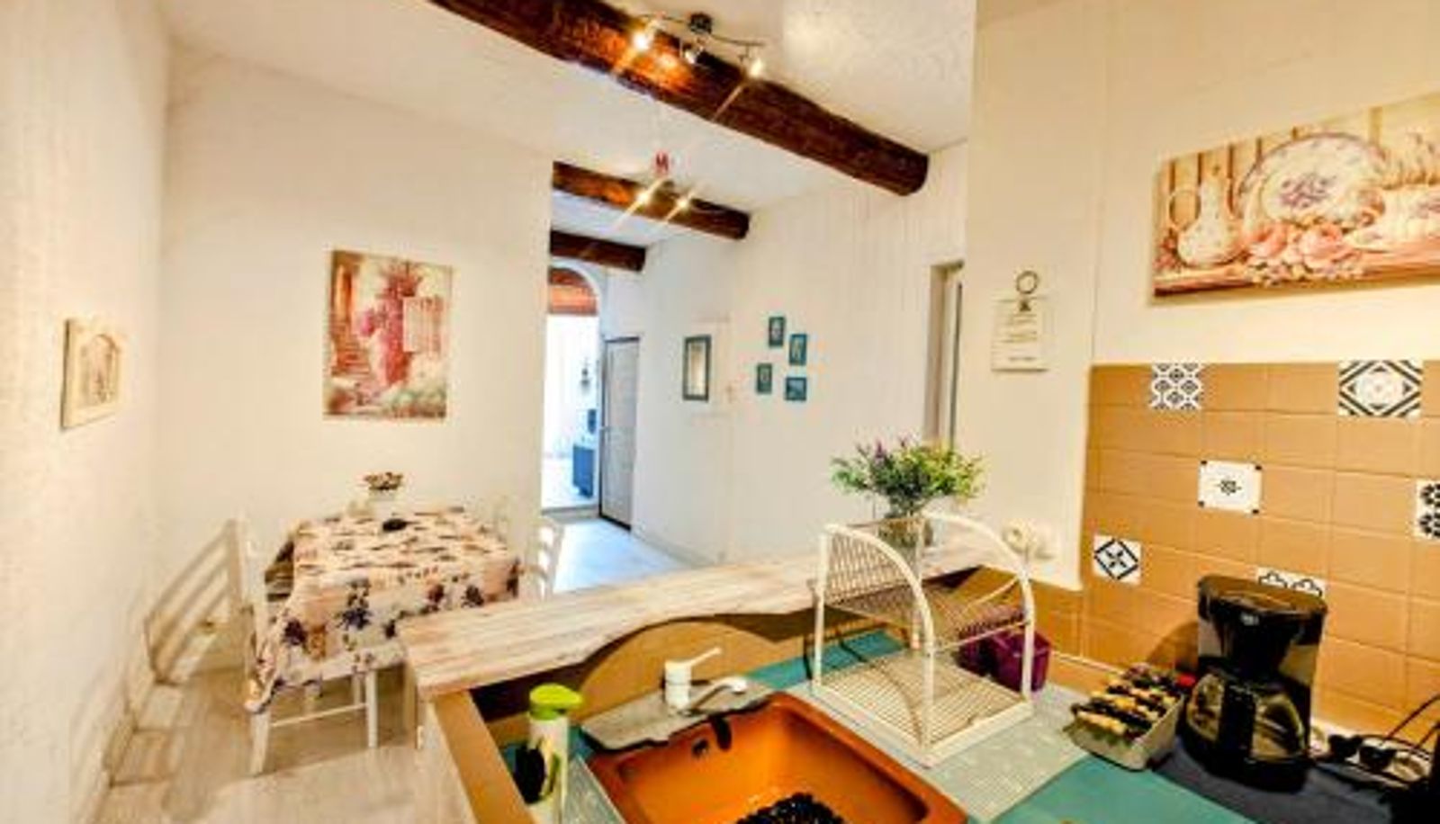 Apartment - St Joseph · Great holiday flat - old town for 4