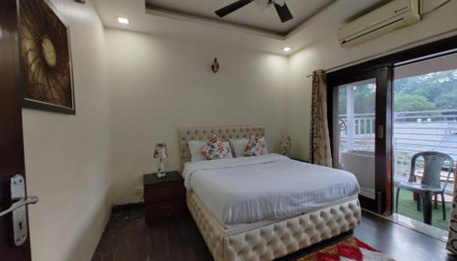 Chambre - Plum Penthouse 3BHK with RooftopTerrace on 3rd Floor