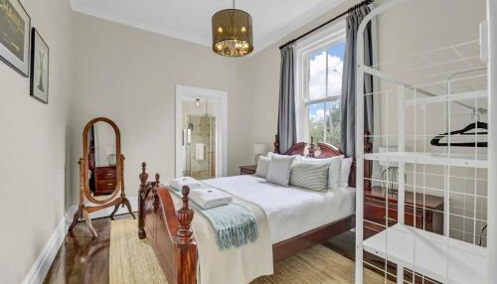 Standardzimmer - Edwina Suite II - Elegant Heritage Home
