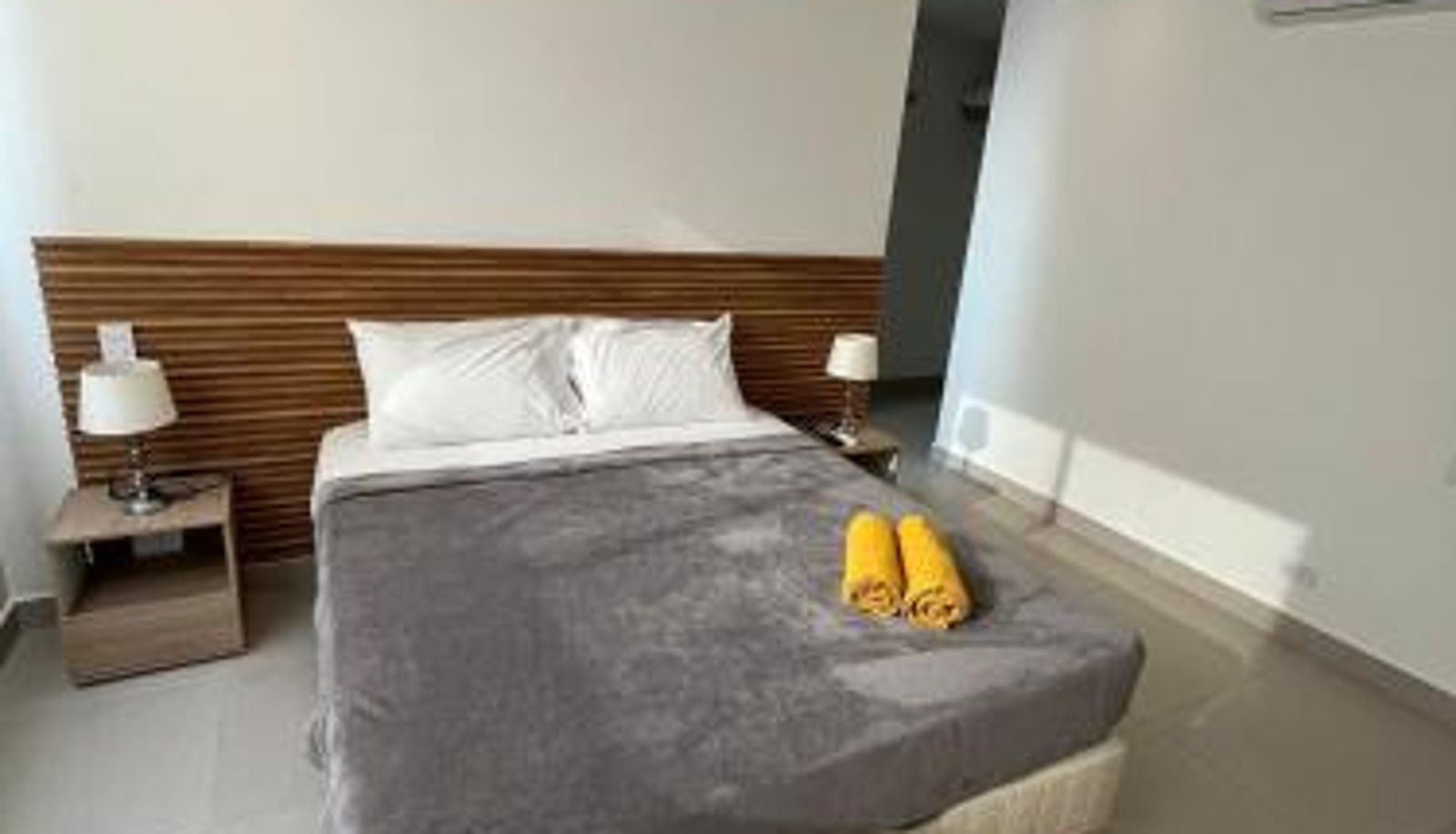 Zimmer - Encanto Rentals at Sunno Beach