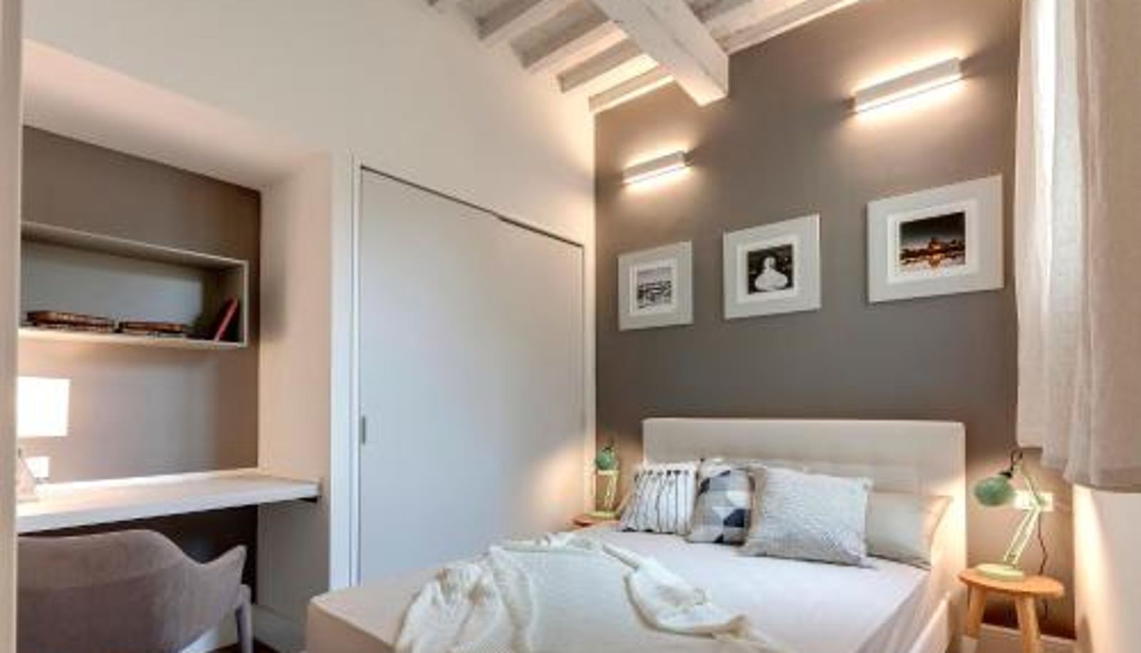 Room - Il Moro Apartment by Mamo Florence