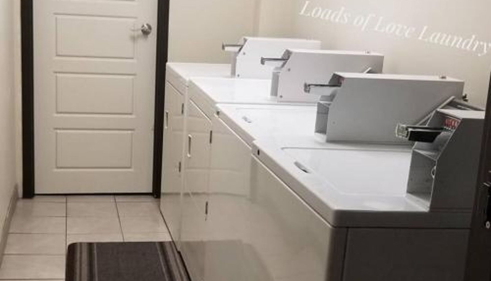 Info - Cozy 1-BDR Suite #20 by Amazing Property Rentals