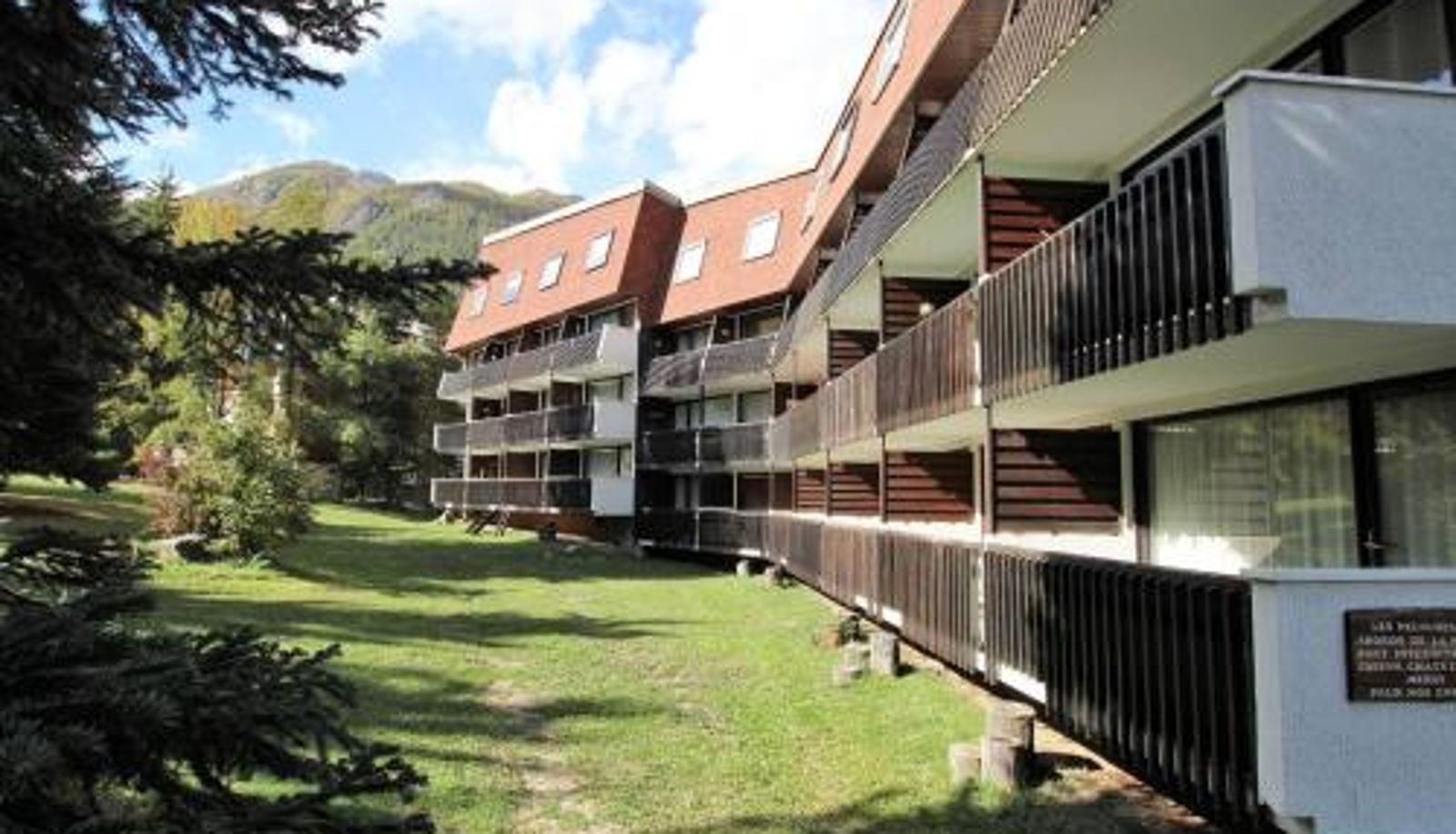 Chambre Standard - jardin et parking à La Salle les Alpes - FR-1-330F-62 Charmant studio ski-in/ski-out 4 pers. avec piscine