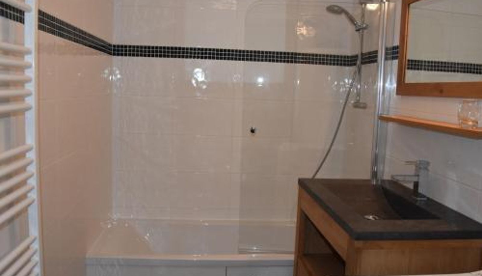 Chambre Standard - Pralognan-la-Vanoise - FR-1-464-58  8 personnes Appartement neuf 4 pièces centre-ville