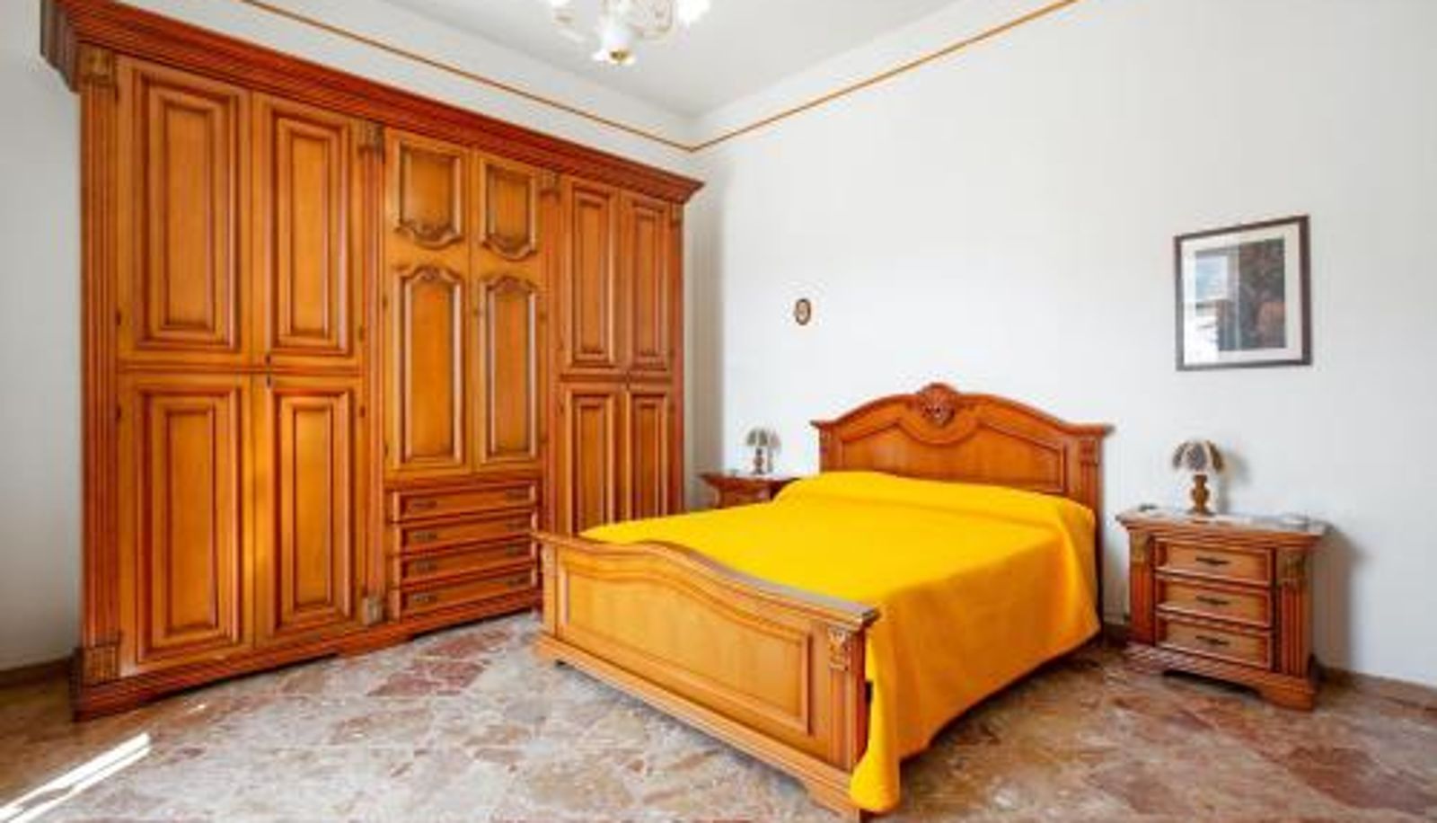 Chambre - Spacious Apartment in Cava de' Tirreni with Mountain View.