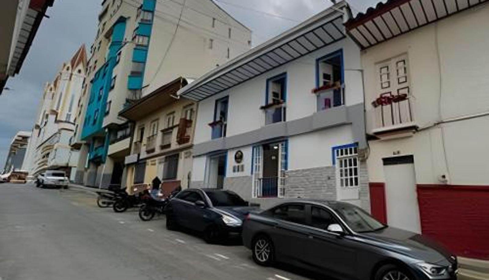 Standard room - GURUS FR | Hermoso Apto. familiar con terraza | Santa Rosa
