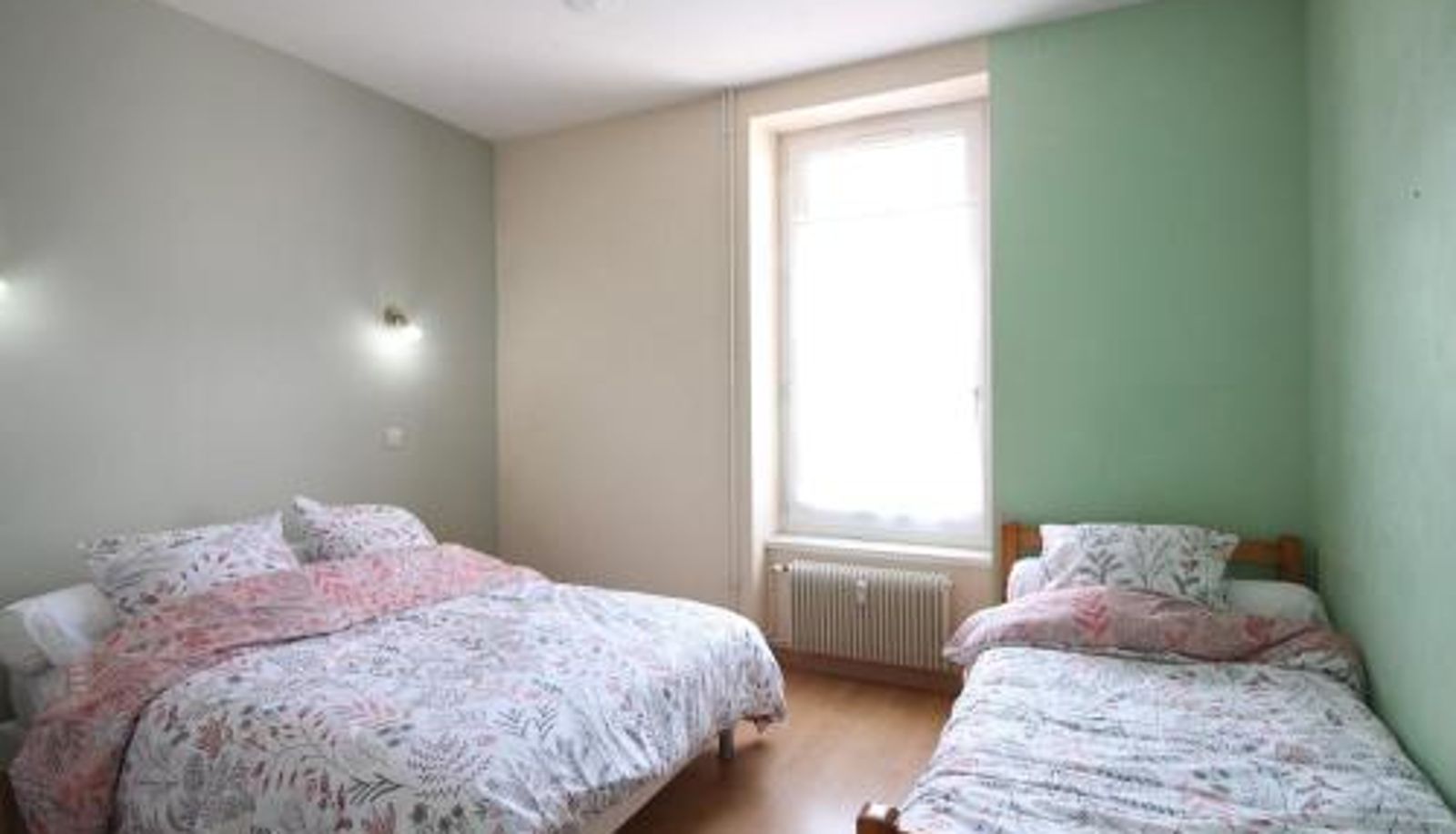 Camera standard - WiFi - FR-1-608-250  6 pers Bel appartement 3*** au centre de La Bourboule