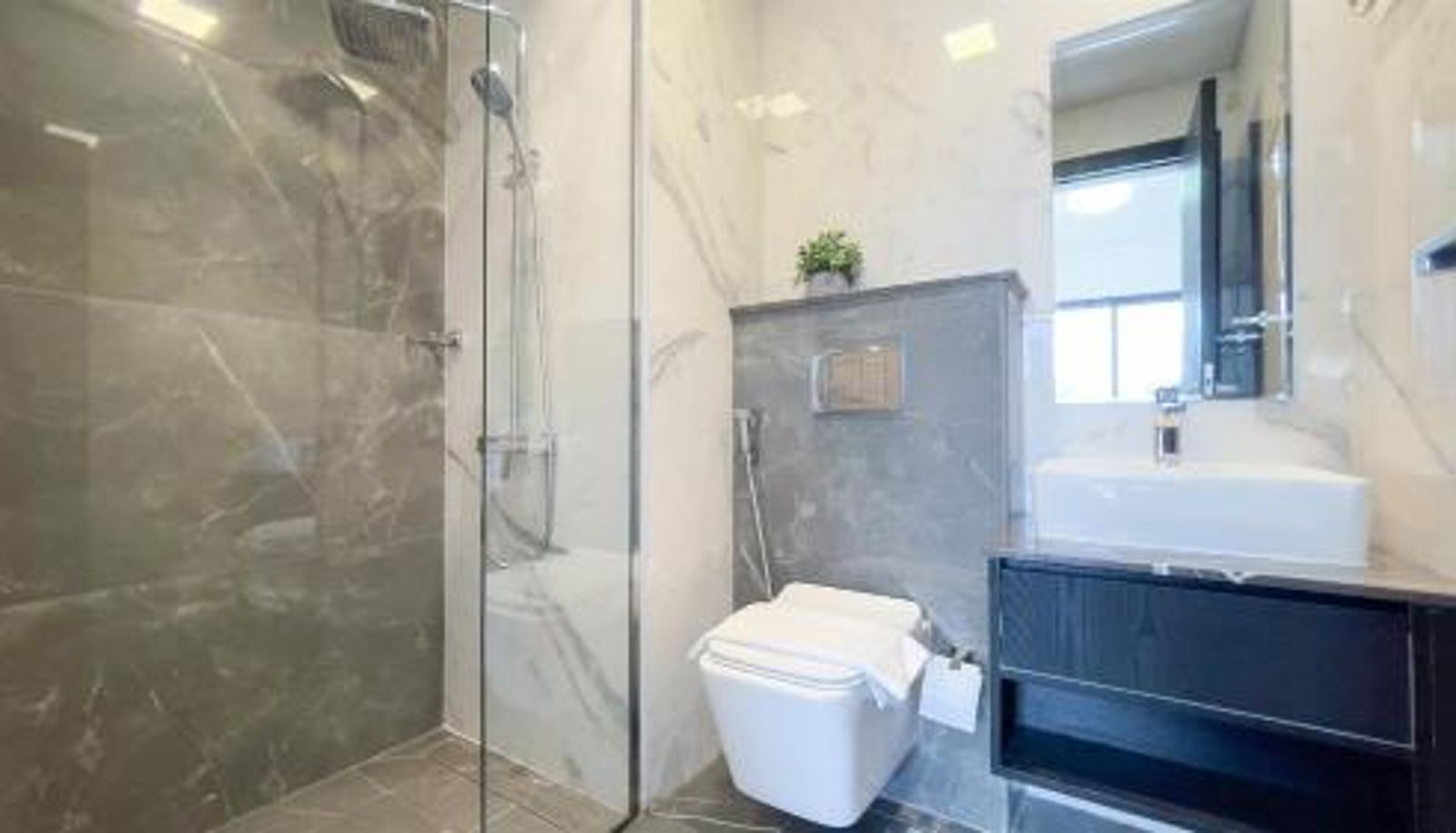 Standardzimmer - Dubai Elite LUX Holiday Homes - Luxe Gardenia 2BR Haven in Arjan