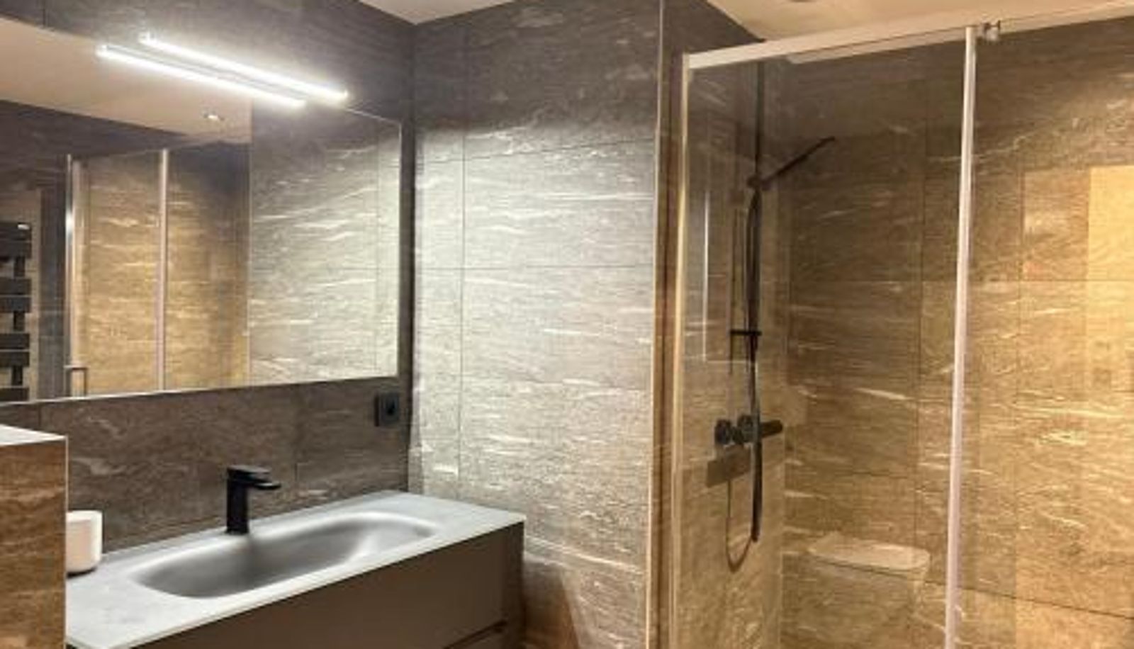 Pokój typu standard - Proche Pistes et Commerces - FR-1-623-296  Parking  10 Couchages  3 Chambres Appartement de Standing au Coeur des Gets