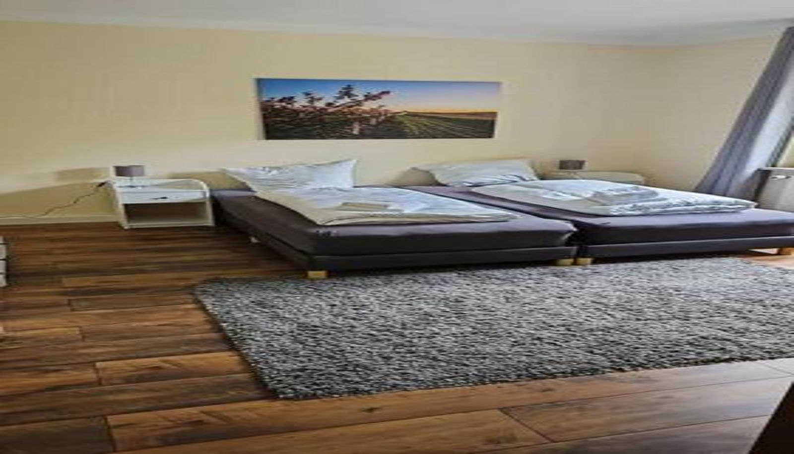 Información - Cityappartement am Kirschberg