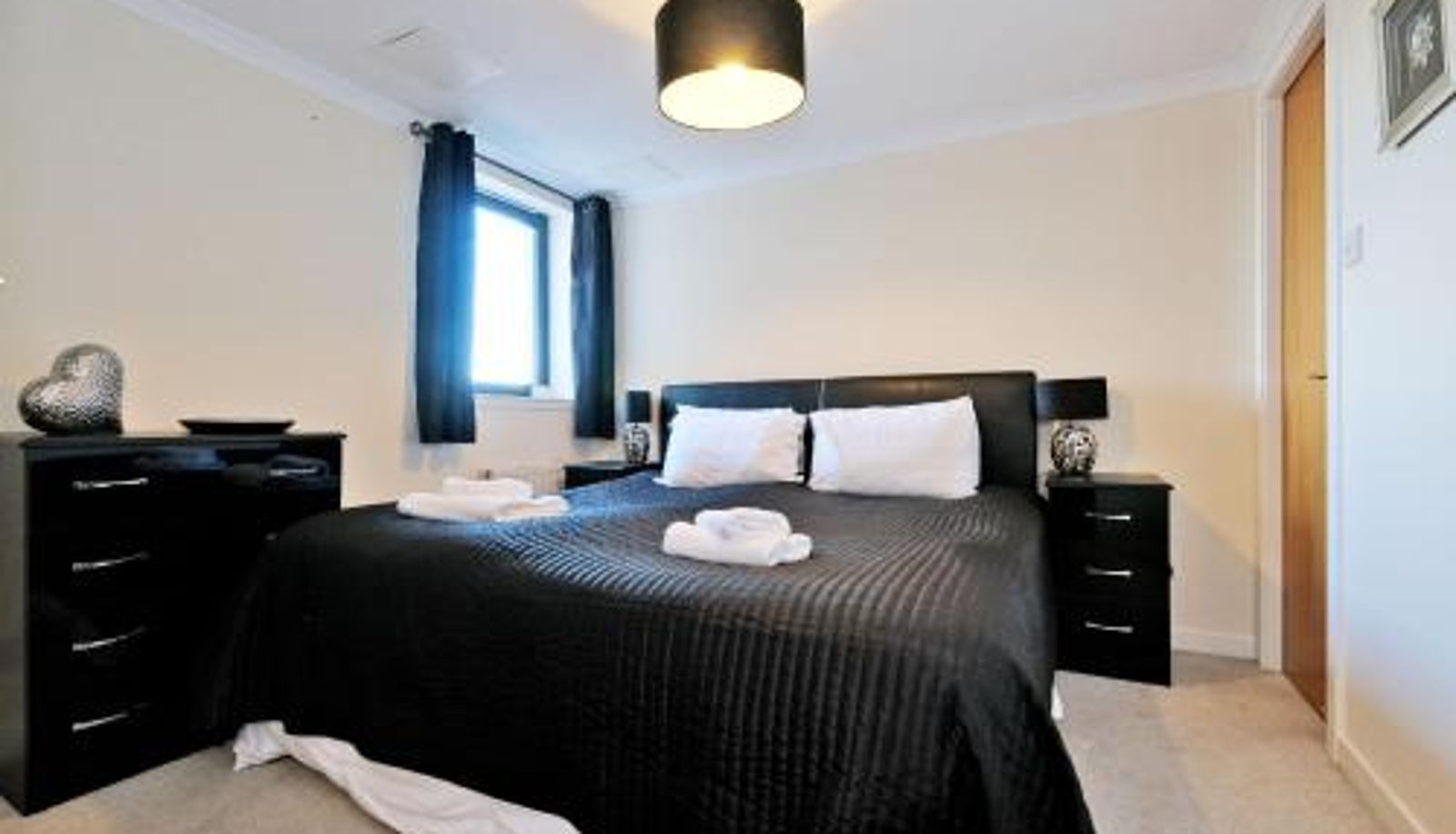 Standardzimmer - 5 Minutes from City Centre OrangeApartments Riverside Drive