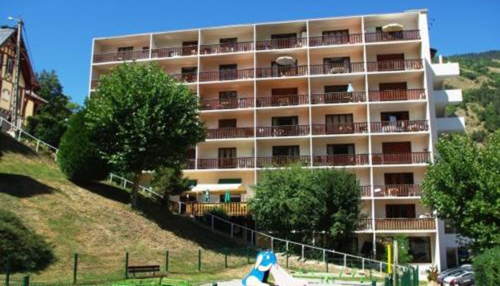 Standardzimmer - Charmant studio pour 2 avec balcon à Brides-les-Bains - FR-1-512-134