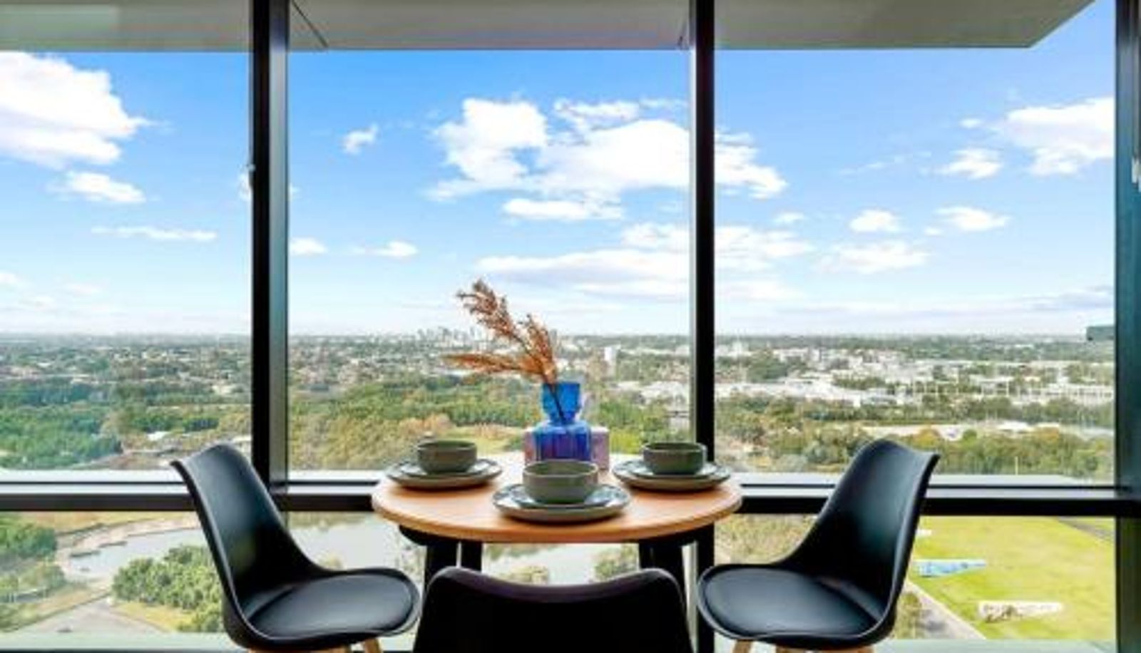 Info - Urban Lifestyle Retreat in Sydney Olympic Park