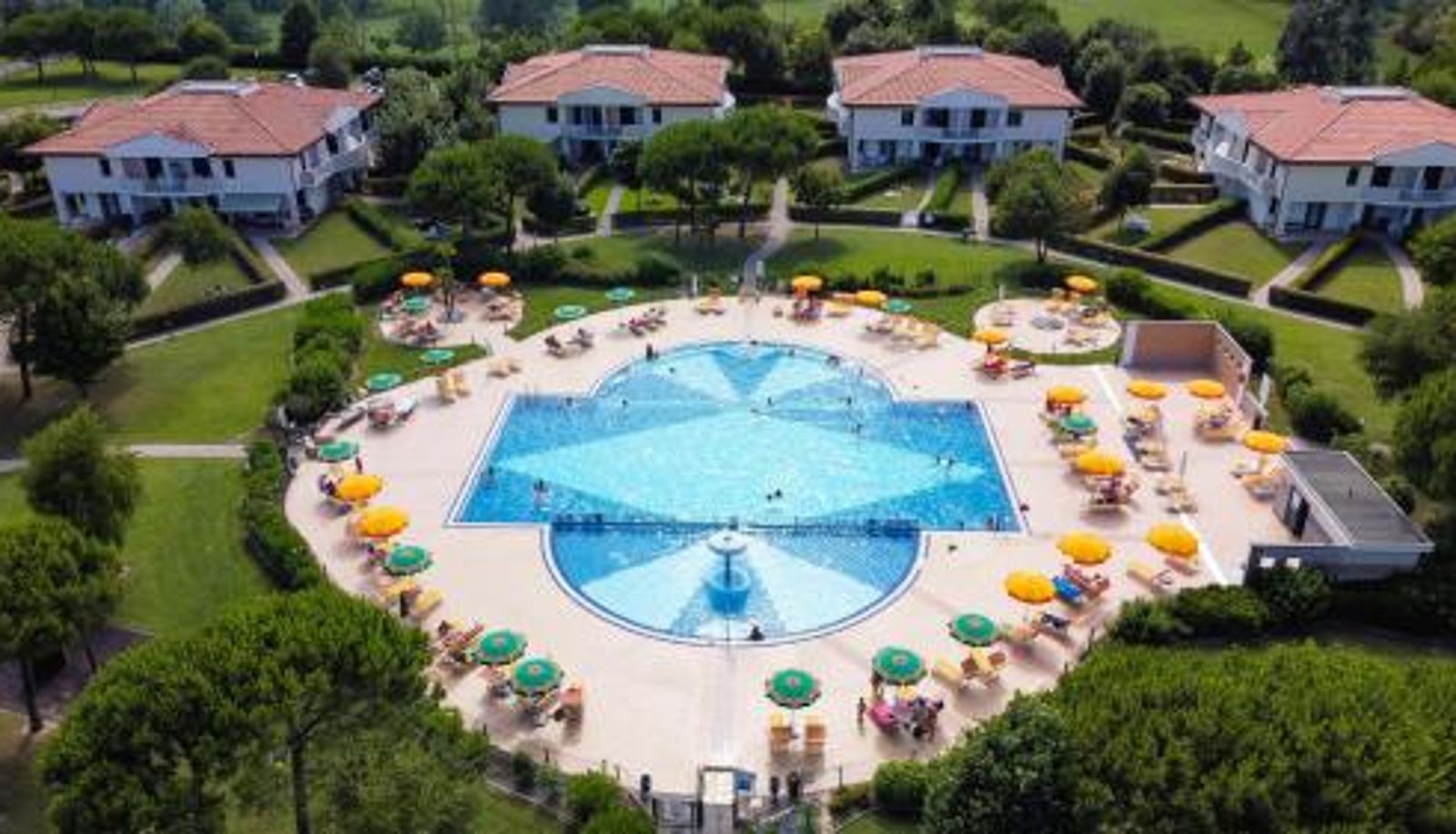 Apartment - Lecci Lido Altanea