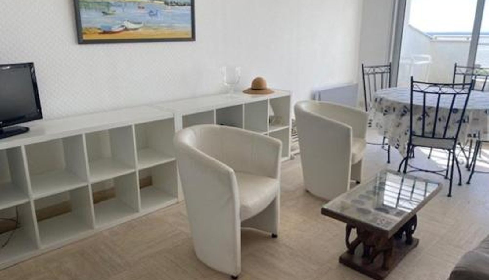 Camera standard - Appartement moderne avec terrasse et garage à Royan - FR-1-494-65