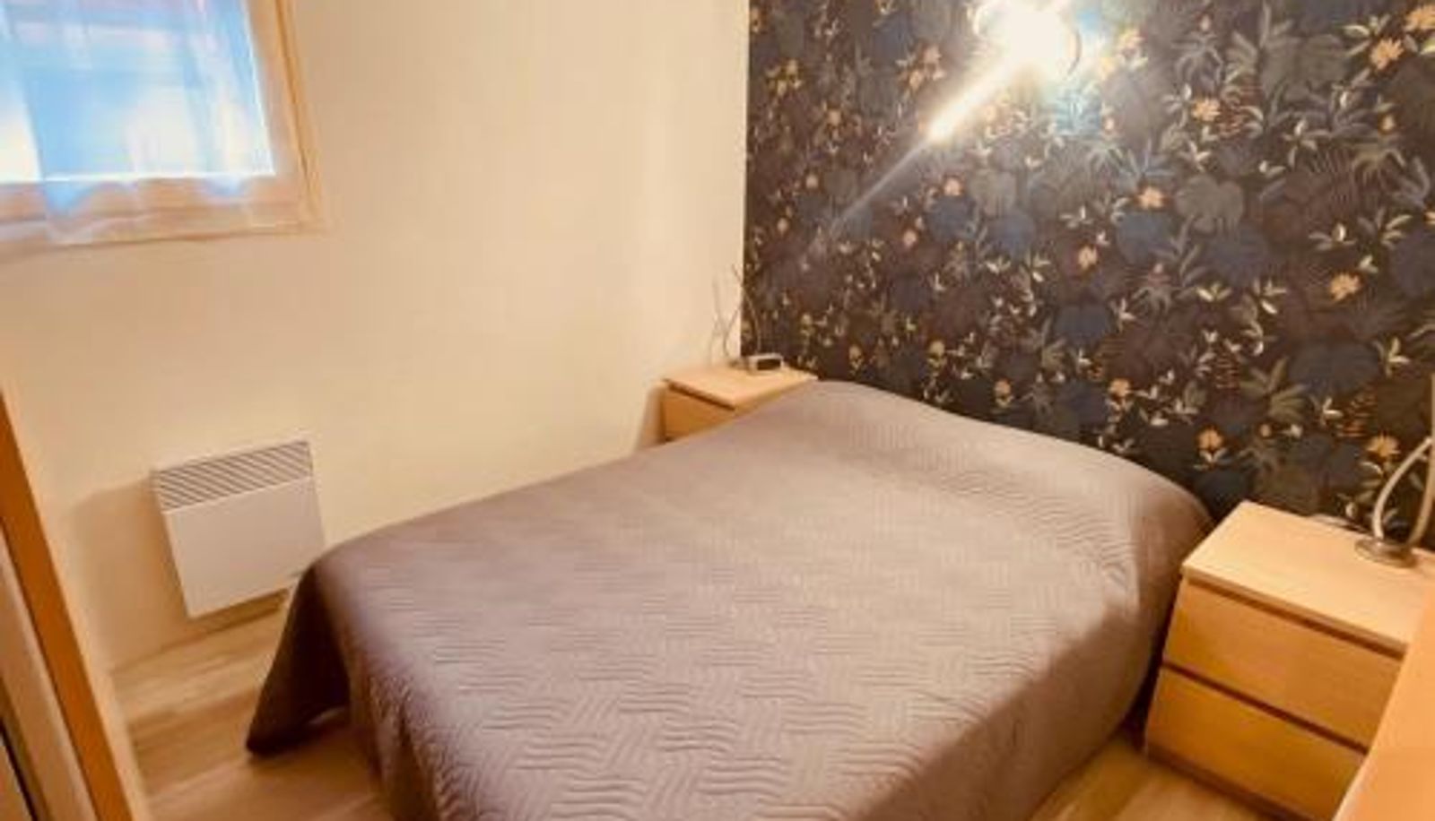 Standardzimmer - Appartement moderne centre village avec balcon et garage - FR-1-459-222