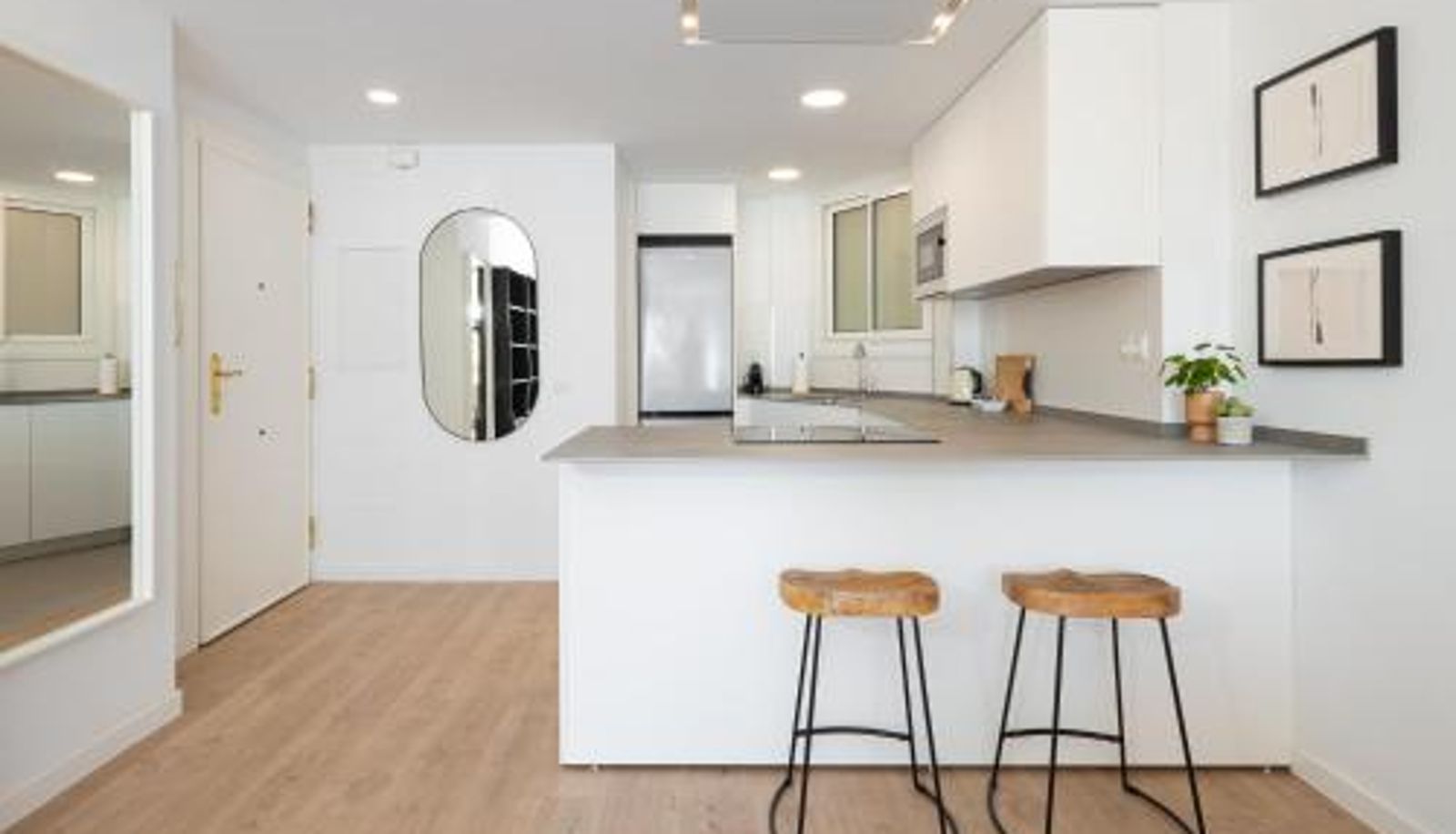 Apartment - C36 Elegant 2 bdr apt Amazing Views