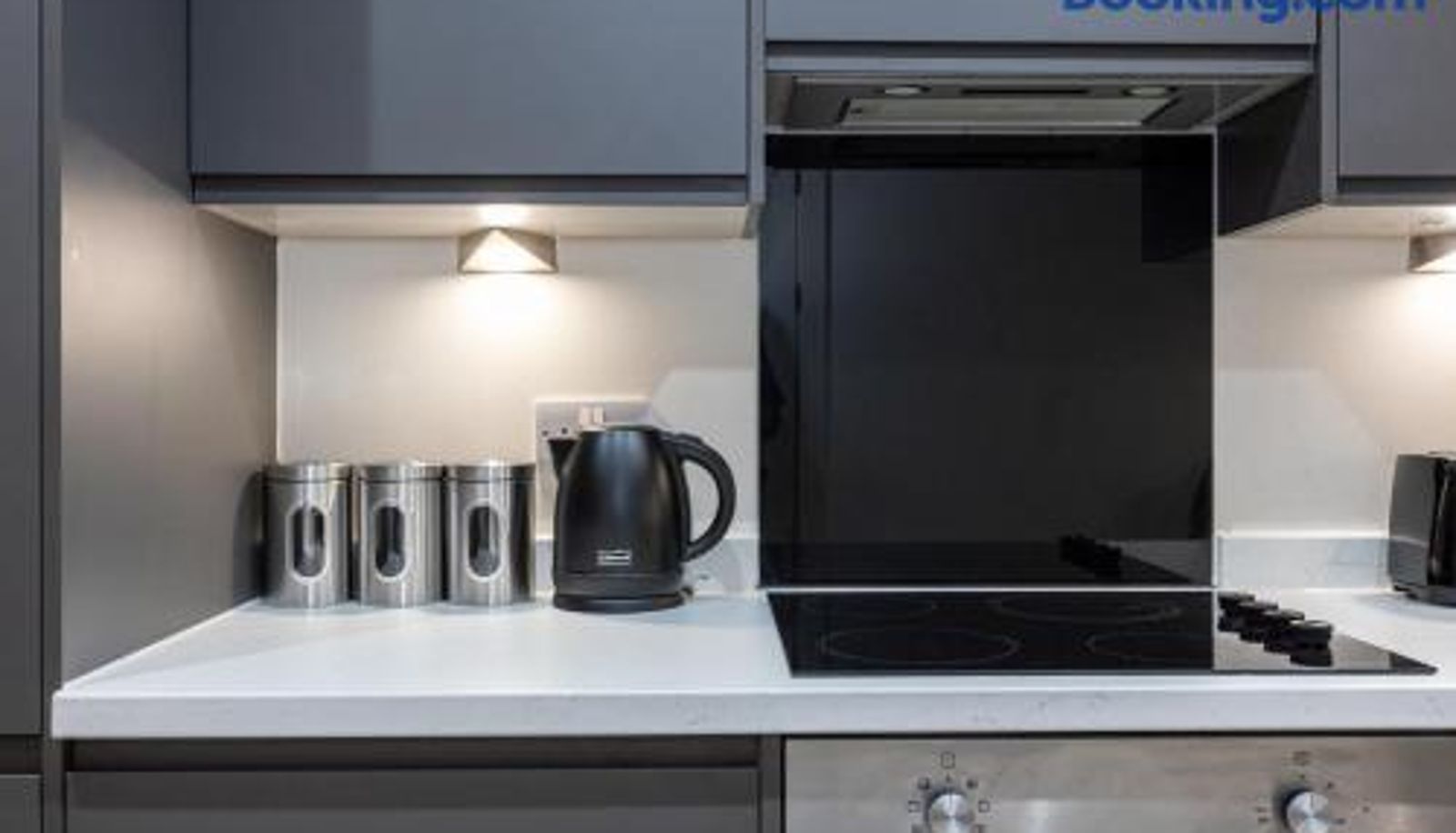 Apartment - Charming 1-bedroom Flat