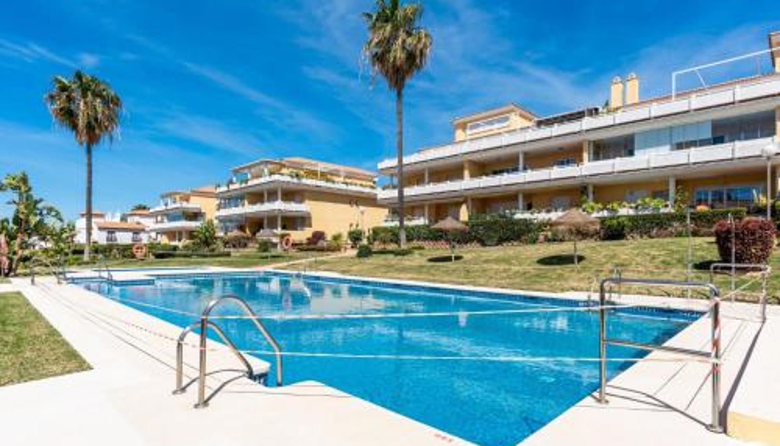 Apartment - Golf & Beach  Garden ViVi Homes - Rome Pool