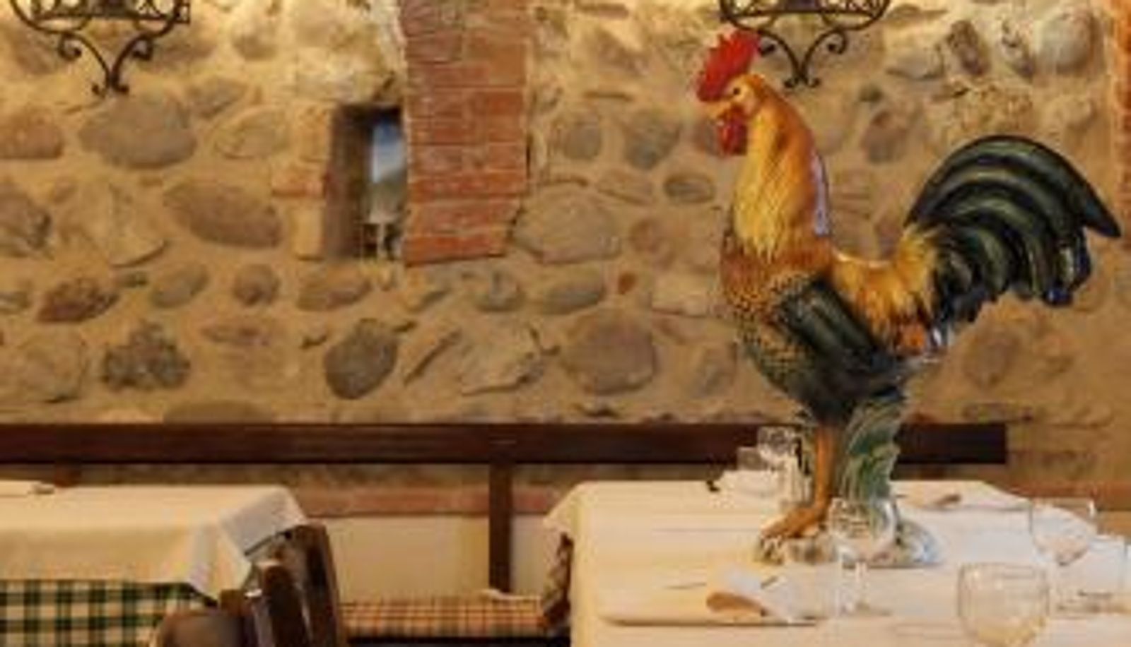 Salle de petit-déjeuner dans le restaurant - Hostel del Gal