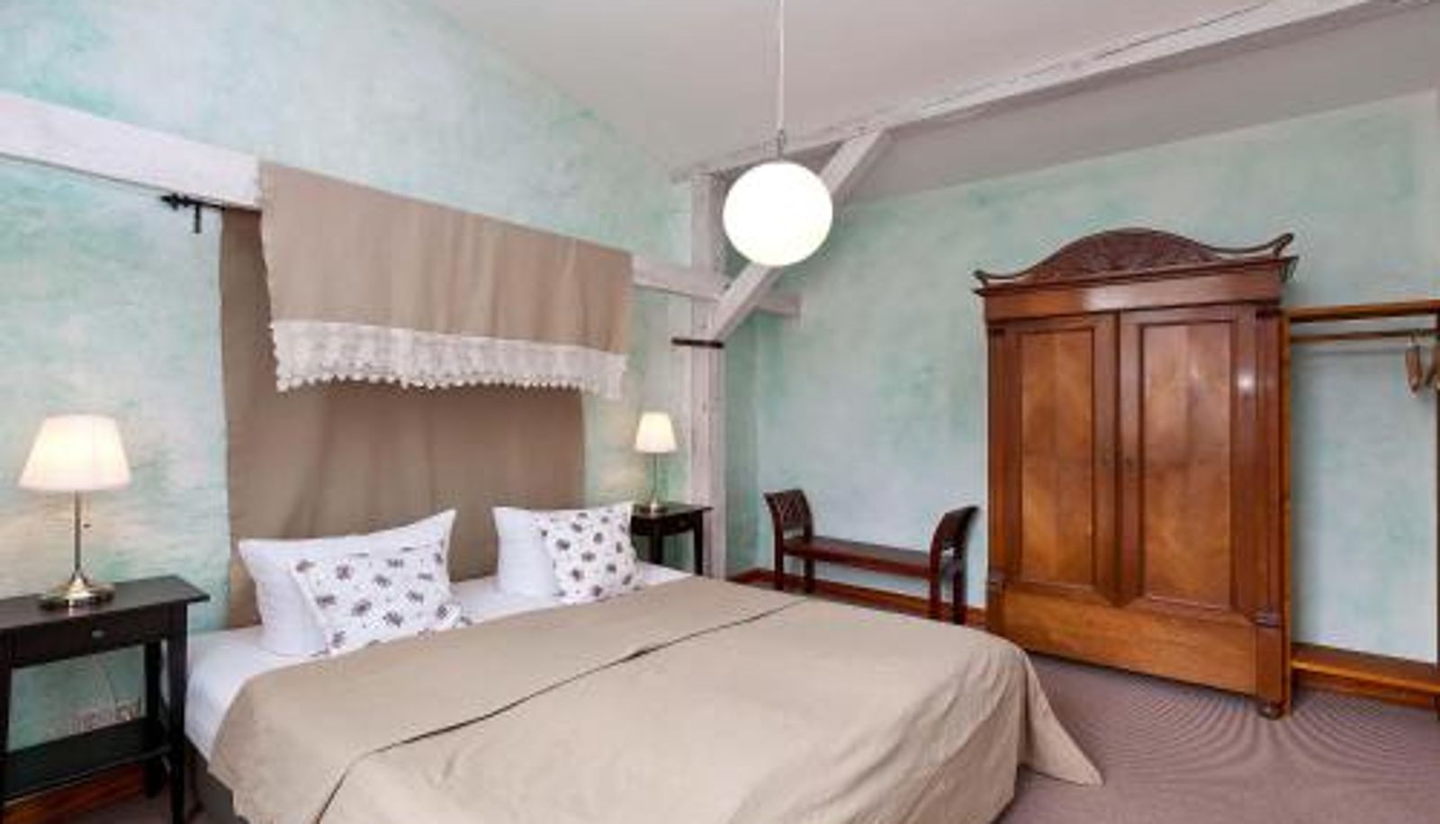 Kamer - Rapunzel - Gemütliche Ferienwohnung mit Landhausstil und überdachtem Balkon