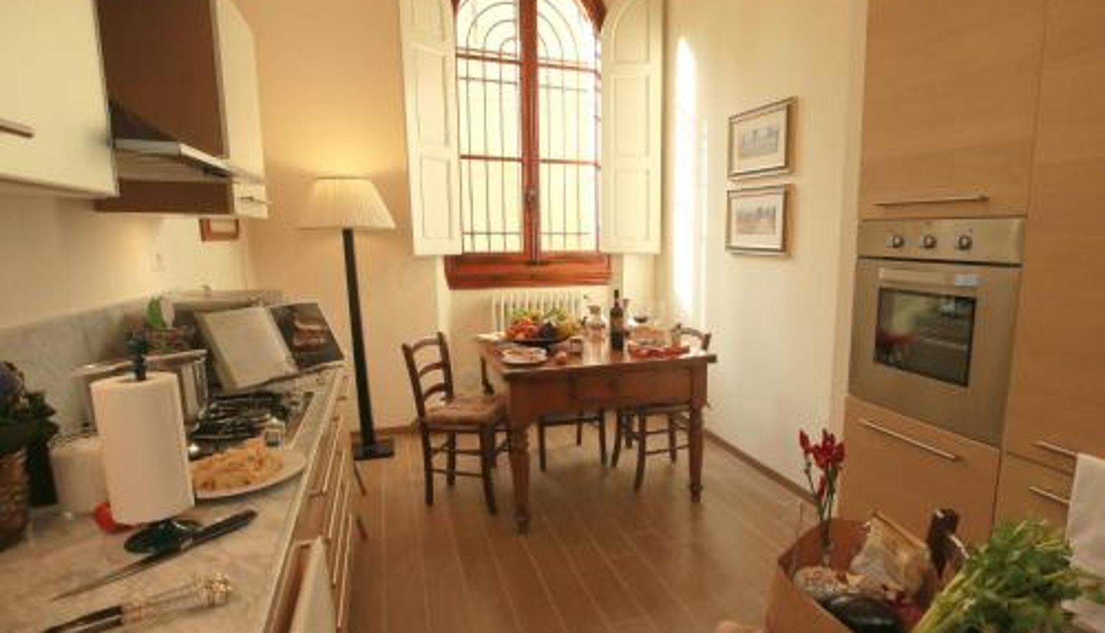 Apartment - MDR NumberSix Suites