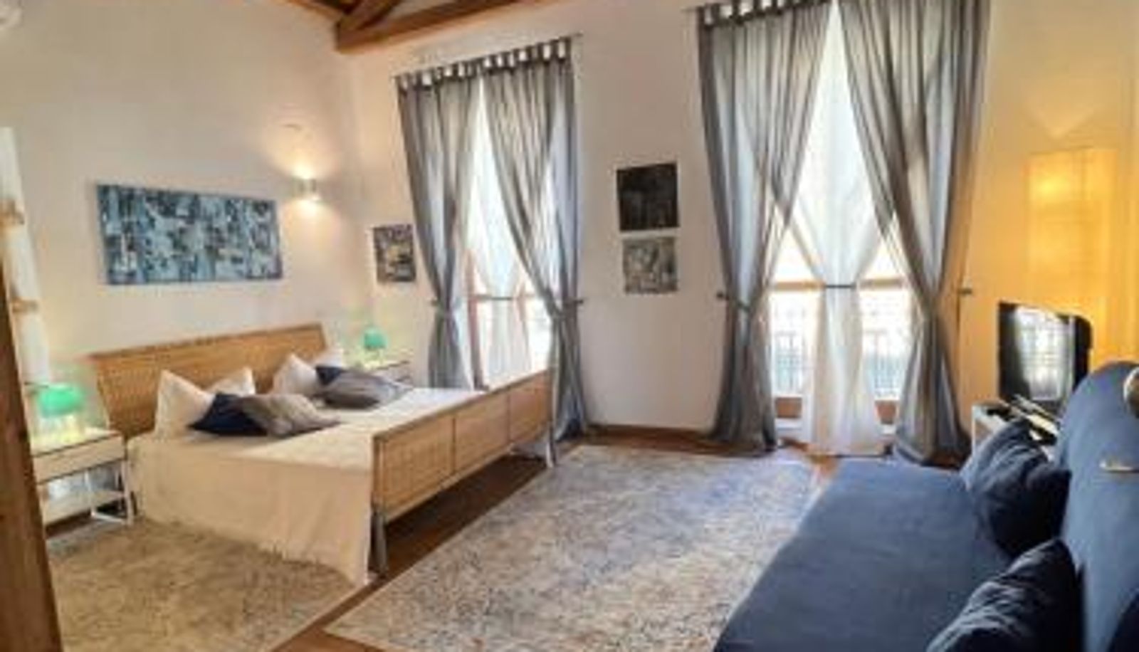 Apartment - Studio Apartments Centro Storico Via Manno