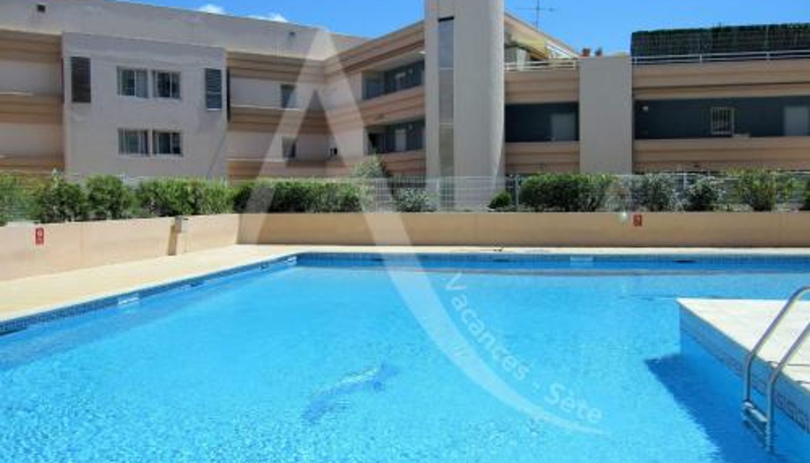 Appartement - T2 vue port de Sete