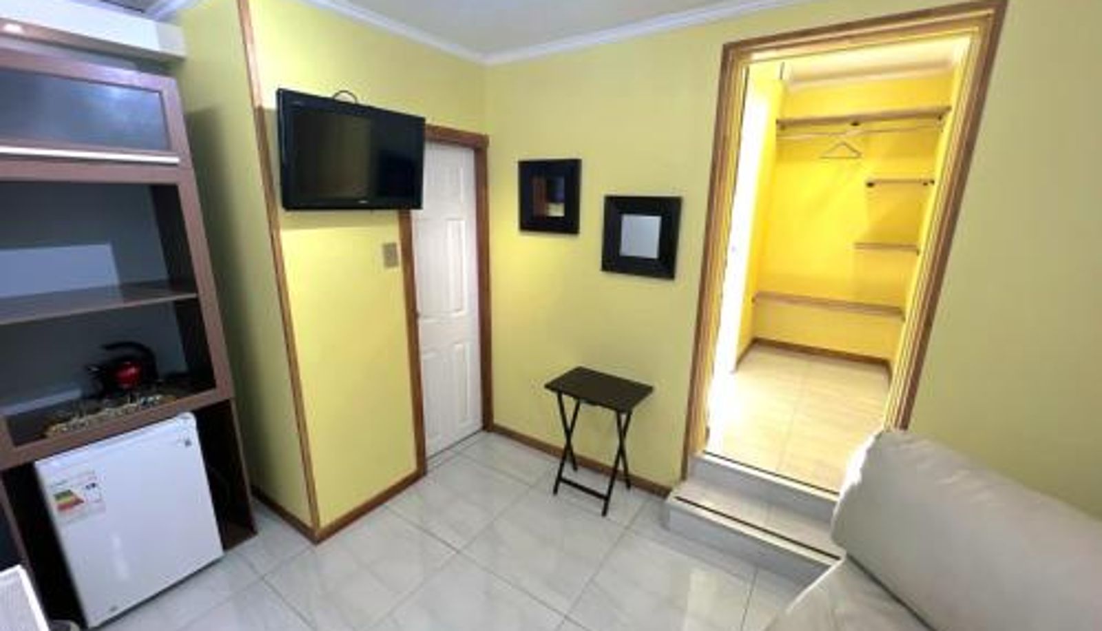 Apartment - Incredible Downtown Duplex with Interior Backyard