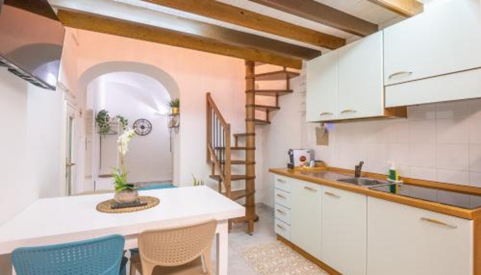 Info - CASA IRYNA
