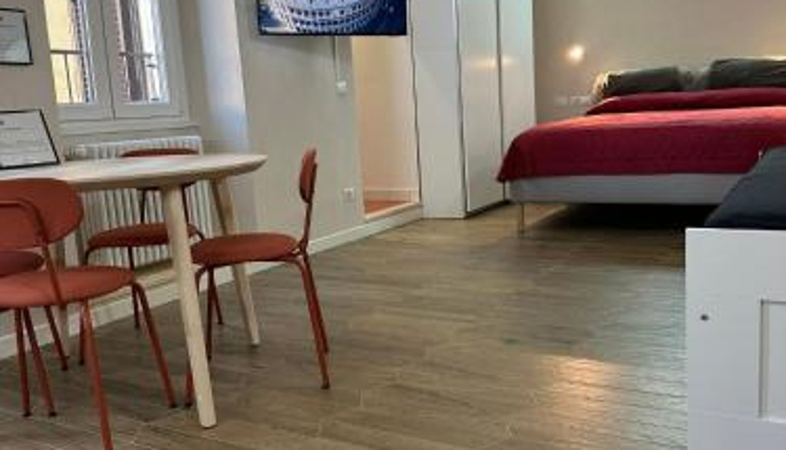 Info - Santamaura Vatican Apartment