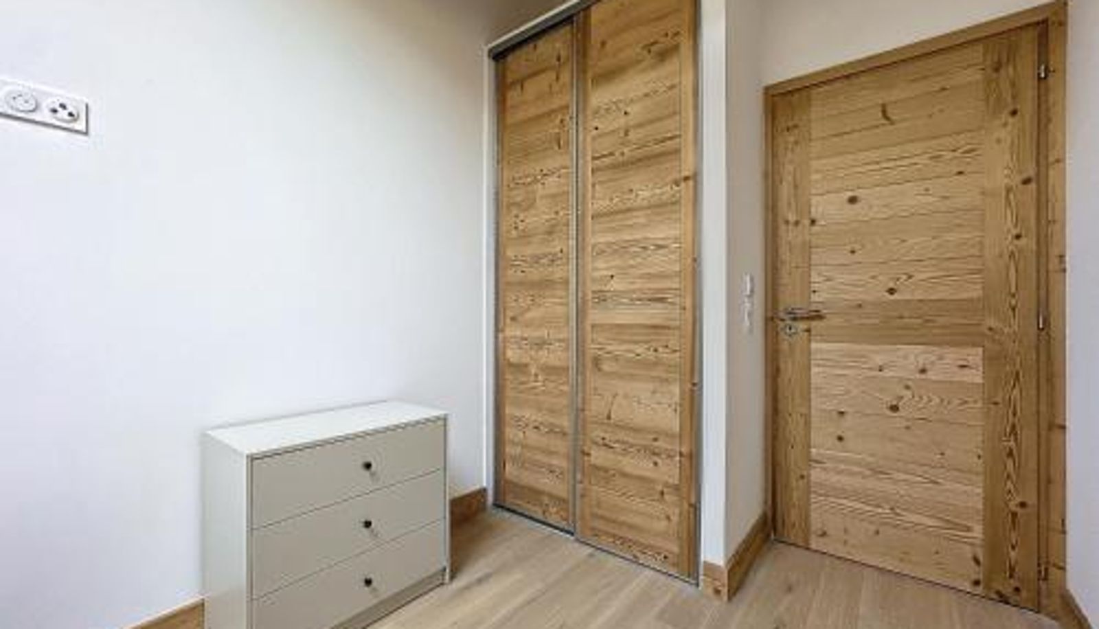 Appartement - Le Seraya - 5 pers- pistes à proximité