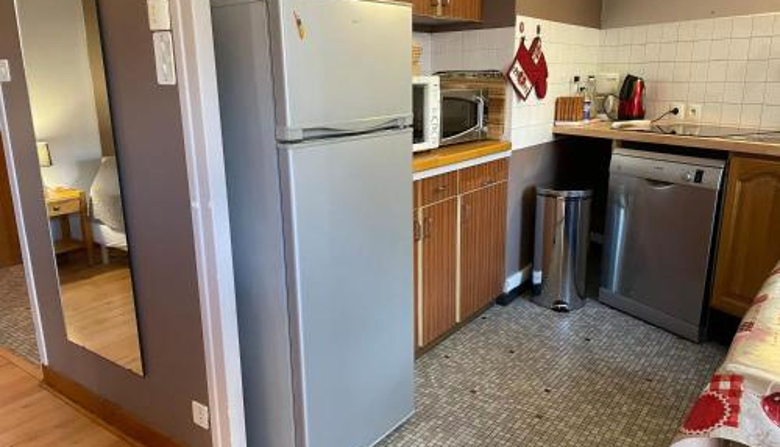 Standardzimmer - Studio 1* pour 2 pers. avec balcon à Brides-les-Bains - FR-1-512-253