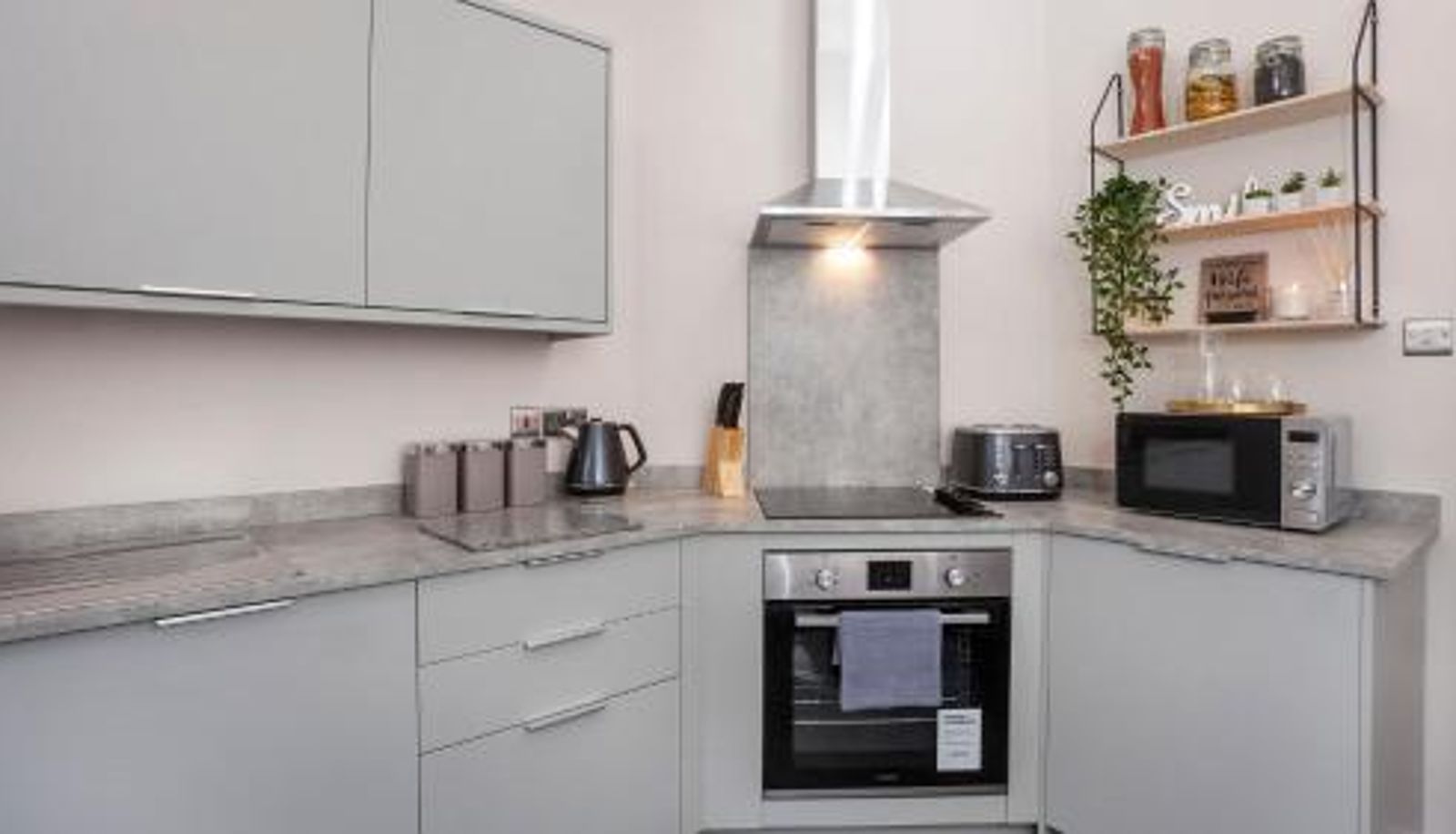 Appartamento - Stylish and most central 2 bed -Free Parking